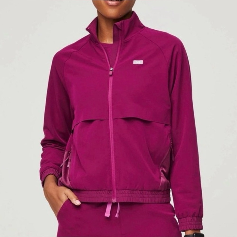 Figs Sydney Scrub Jacket Dark Magenta XS